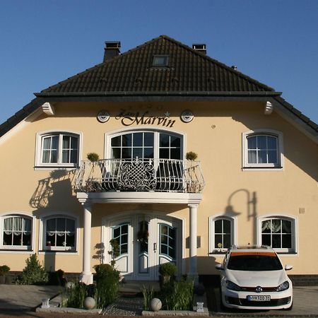 Hotel Haus Marvin à Dottingen  Extérieur photo