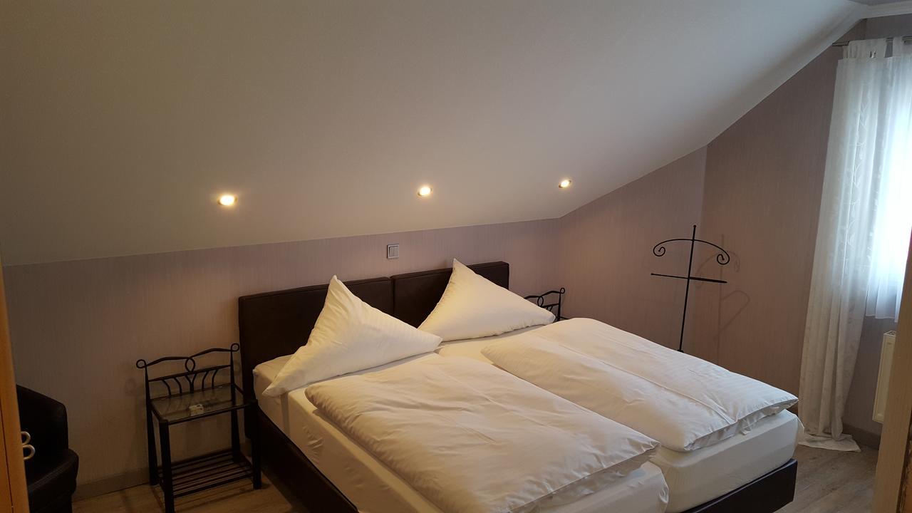 Hotel Haus Marvin à Dottingen  Extérieur photo